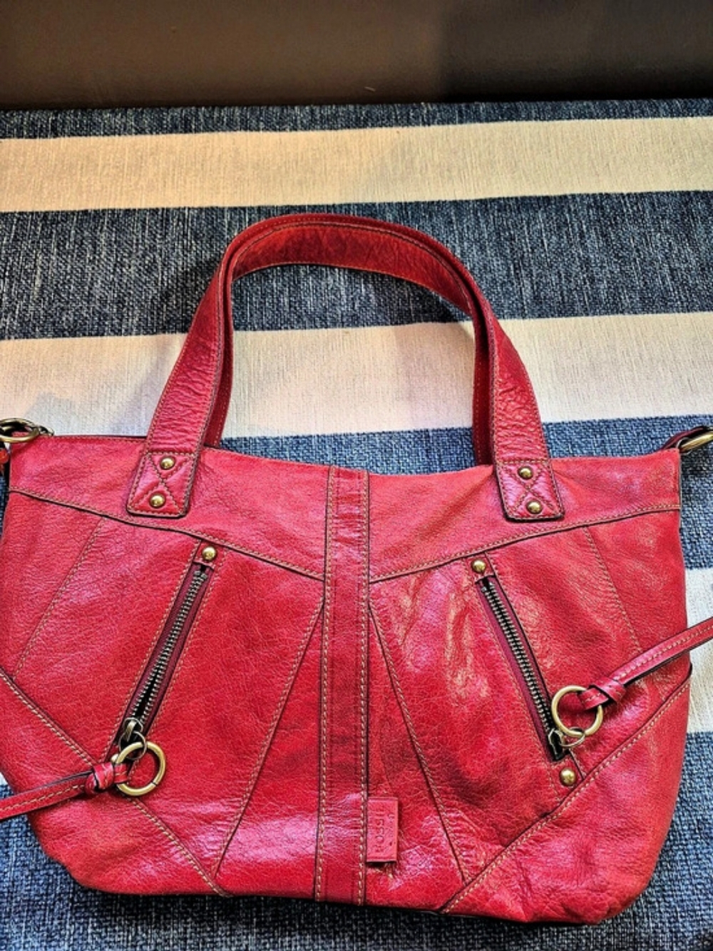 Fossil Pebbled Leather Tote in Red - Picture 10 of 16